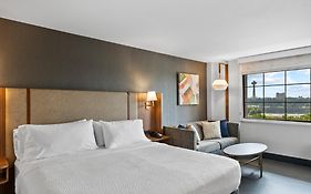 Holiday Inn Niagara Falls State Park Entry By Ihg